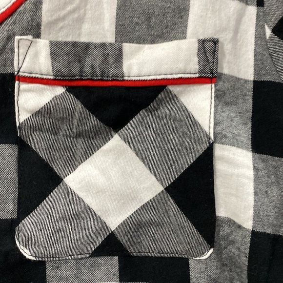 🪷 Women's Wondershop Black Gray and White plaid with red trim Nightgown Size:XL - Picture 3 of 9